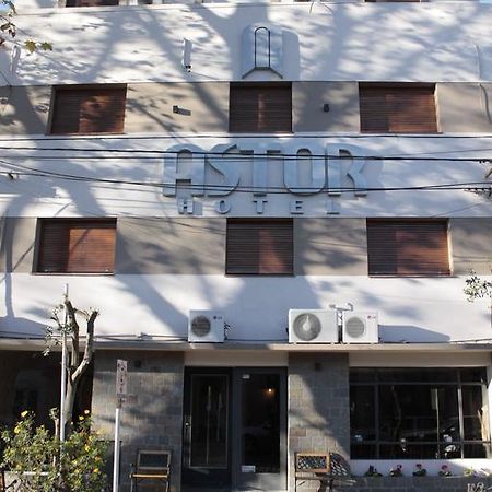 Hotel Astor Junin Eksteriør billede