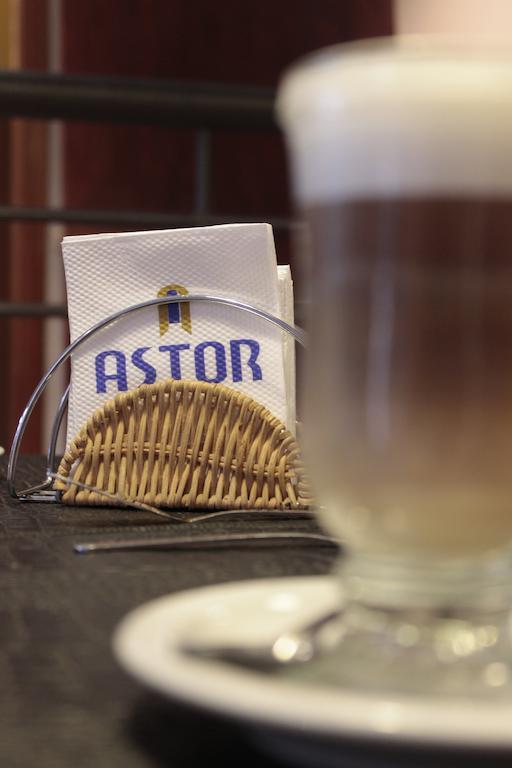Hotel Astor Junin Eksteriør billede